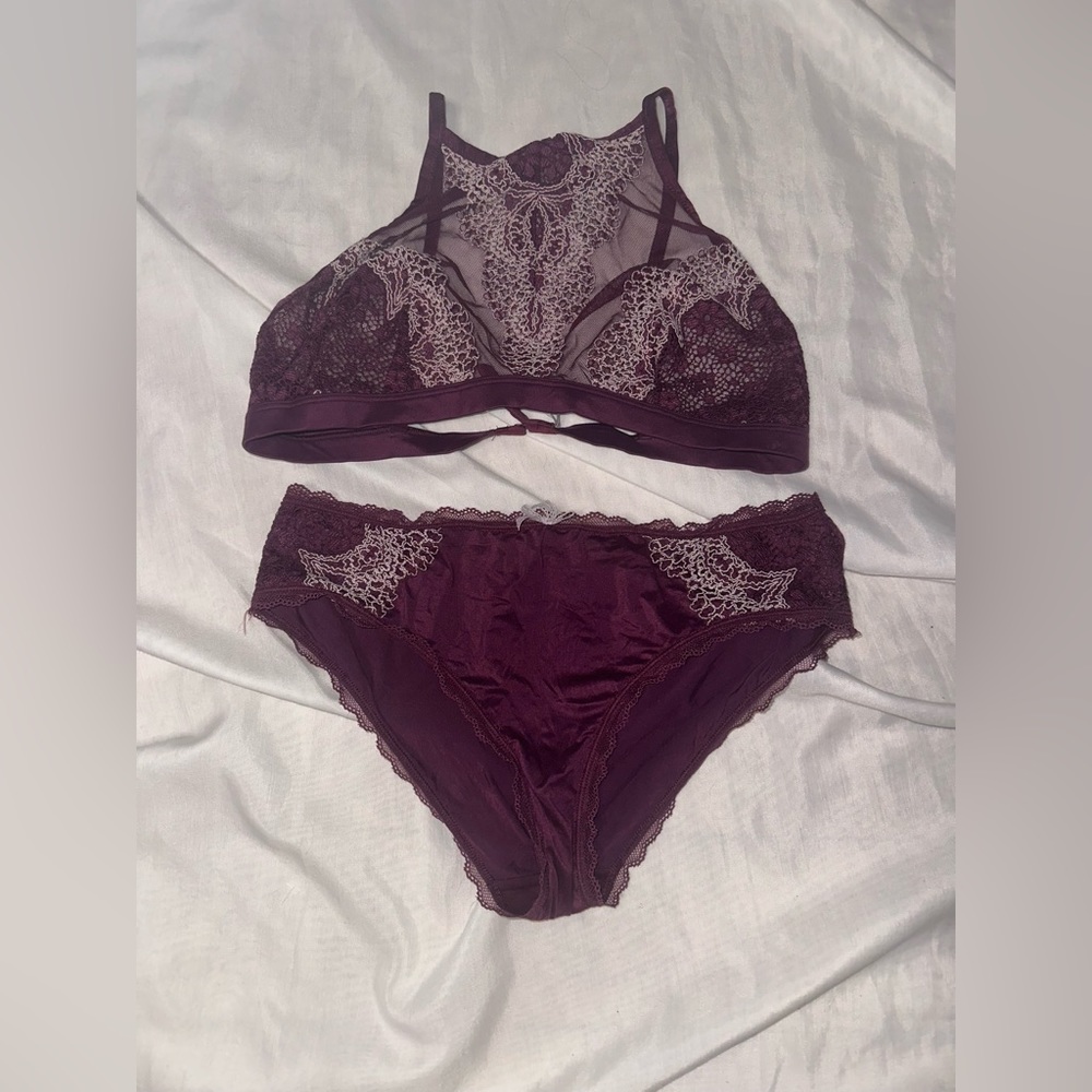 NWOT Victorias Secret Burgundy Lace Bralette and Briefs BOGO-READ DESCRIPTION